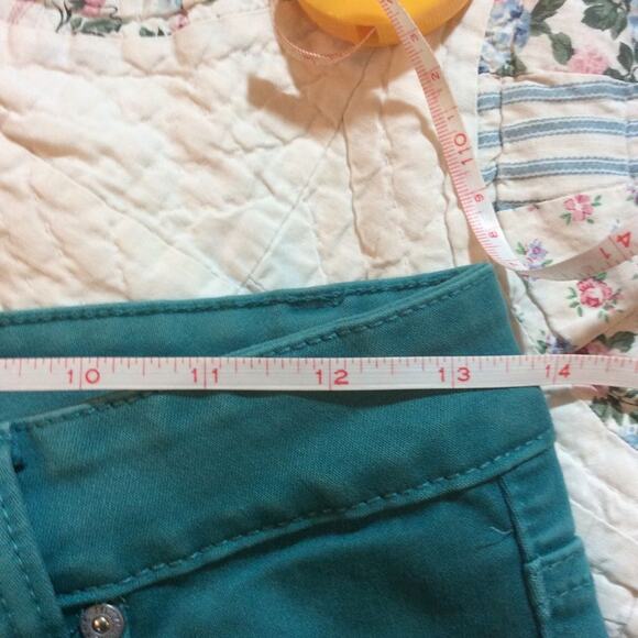 NWT PUZZLE DENIM $98 TEAL CUTOFF JEAN SHORTS 1/2 - Picture 7 of 8